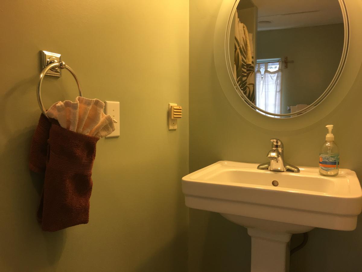 Leilani Bed And Breakfast 하와이 오션 뷰 외부 사진